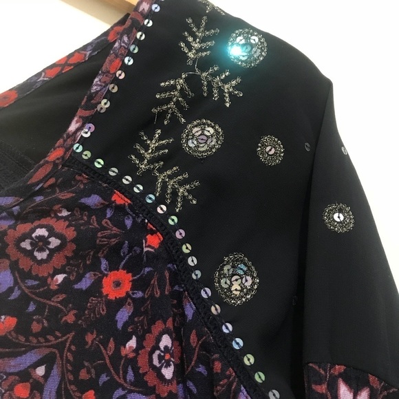 CHELSEA & VIOLET Boho Embellished Tunic - Picture 3 of 7